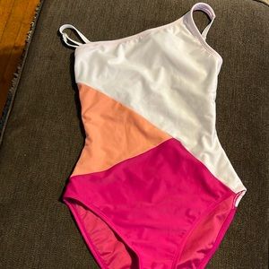 EUC Size 4 ladies Swimsuit one piece
